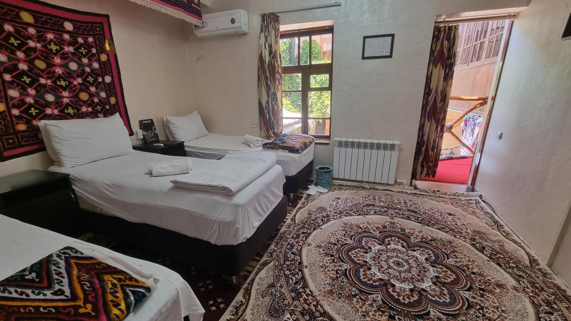 Hotel Registon Zargaron Samarkand Rom bilde